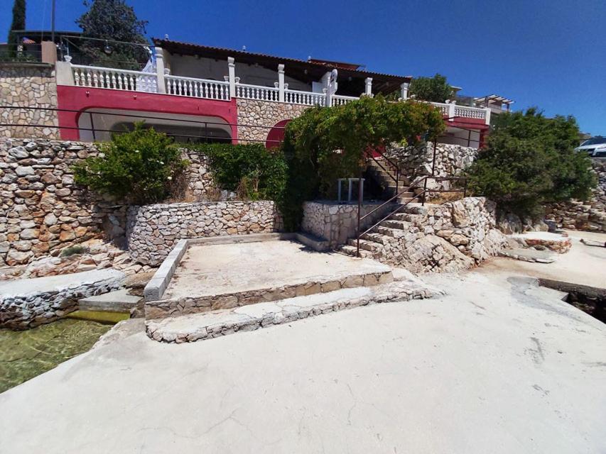 Apartments Carmen Vinišće المظهر الخارجي الصورة