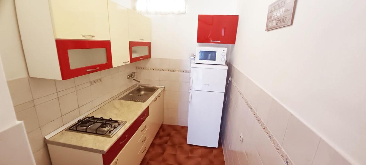 Apartments Carmen Vinišće المظهر الخارجي الصورة