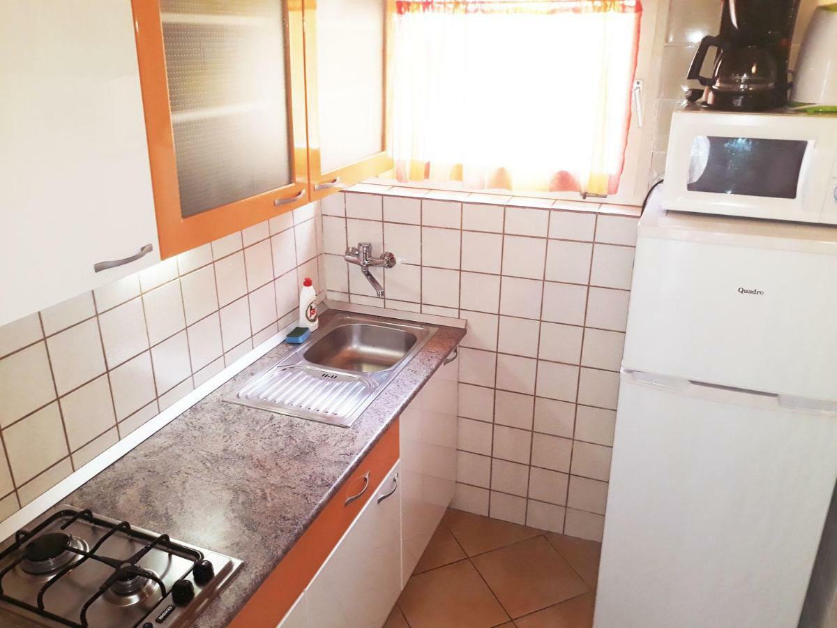 Apartments Carmen Vinišće المظهر الخارجي الصورة