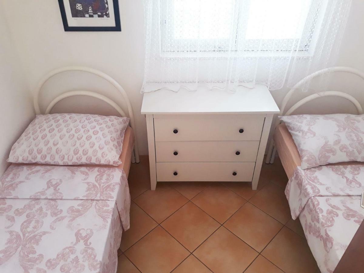 Apartments Carmen Vinišće المظهر الخارجي الصورة
